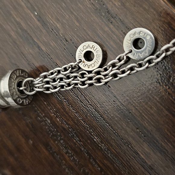 Elegant Silver Necklace with Pendant 16" - Picture 1 of 6